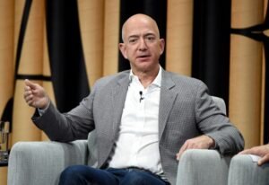 مؤسس أمازون Jeff Bezos مؤسس أمازون